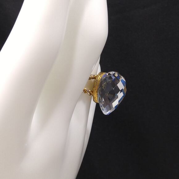 Vintage Clear Prism Ring, Twisted Band, 1960s, 10K Gold Plate, Size 7 Adjustable - Picture 4 of 10